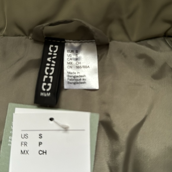 H&M puffer vest - Picture 2 of 5